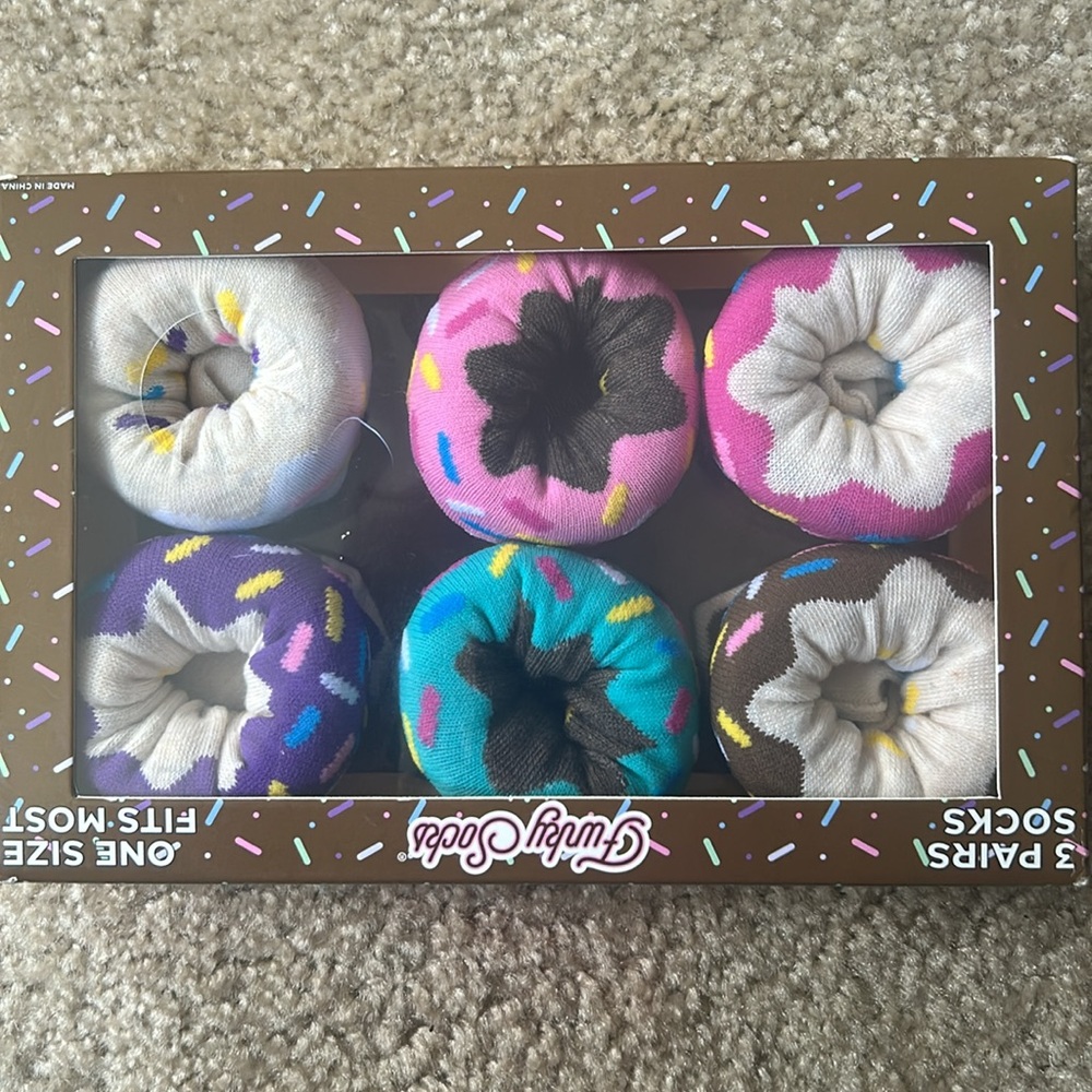 Funky Socks Donut Design Set of 2 pairs NIB